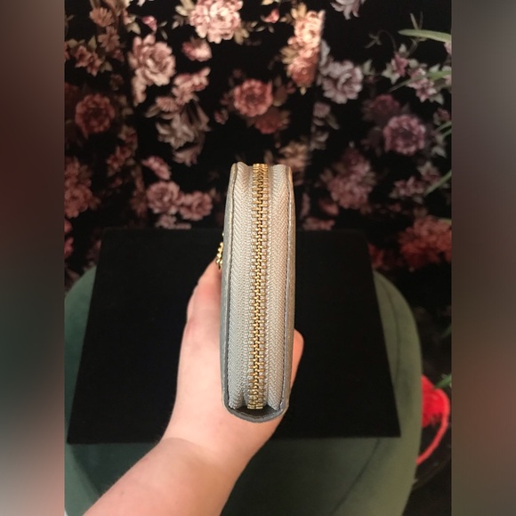 Vivienne Westwood Gray Orb Clutch With Gold Tone Hardware Clutch - Picture 9 of 14